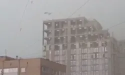 Moskova’yı şiddetli fırtına vurdu: 2 ölü, 10 yaralı