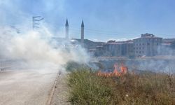 Eskişehir'de boş arazide çıkan yangın korkuttu!