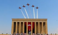 30 Ağustos'a özel Anıtkabir saygı uçuşu!