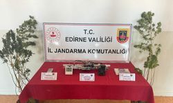 Araçta ve evde yapılan aramada uyuşturucu çıktı