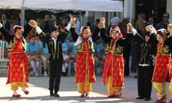 Eskişehir'de renkli tören!