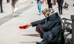 Para verirken bir kez daha düşünün... Binlerce lira ile yakalandılar!