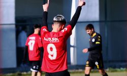 Eskişehirspor hazırlık maçını farklı kazandı