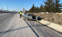 Eskişehir istikametinde trafik kazası: 3 yaralı!