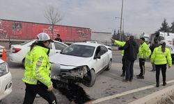 İnegöl- Eskişehir yolunda kaza: 2 Kişi yaralandı!