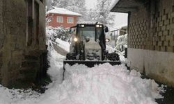 60 köy yolu ulaşıma kapandı