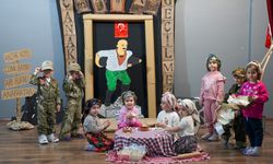 Minikler sahnede