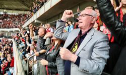 Başkan Kurt'tan Eskişehirspor mesajı