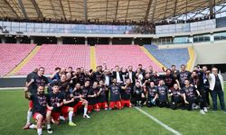 Eskişehirspor şampiyon: Efsane geri döndü!