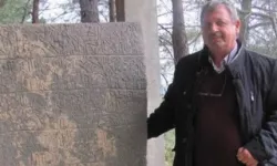 Eski Belediye Başkanı taşların diliyle direnişi anlatacak