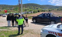 Jandarma vatandaşlara trafik kurallarını anlattı