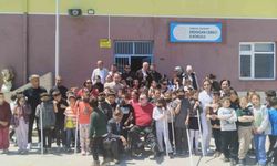 Öğrenciler engelli bireylerle empati köprüsü kurdu