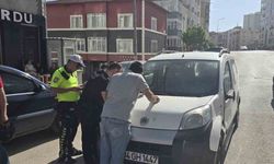 Park etmek istersen motosiklete çarptı: 1 kişi yaralandı