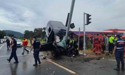 Trafik kazası: 1 ölü, 3 yaralı