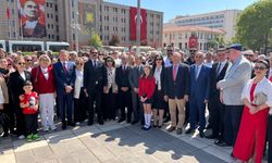 Başkan Yalaz:" Bir hiçten var olmuş onurlu direniştir”