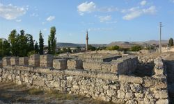 Eskişehir'in o ilçesinde bulunan antik kent ziyaretçilerini büyülüyor...