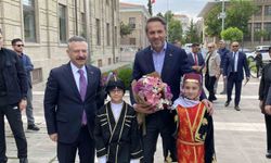 Eskişehir Valiliği’ni ziyaret etti