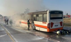 Eskişehir'de belediye otobüsü yandı