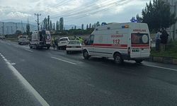 İki otomobil çarpıştı: 5 yaralı