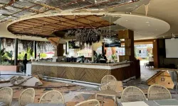 Korkunç olay... Restaurant tavanı çöktü! Yaralılar var...