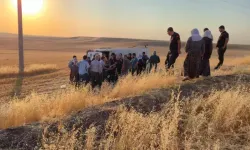 Tarım işçilerini taşıyan minibüs şarampole yuvarlandı: 18 yaralı
