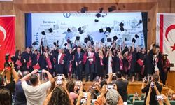 KKTC'de mezuniyet coşkusu