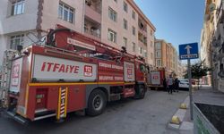 Eskişehir'de yangın paniği.... 4 katlı bina boşaltıldı!