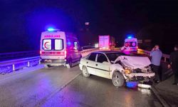 İki otomobil çarpıştı: 4 yaralı