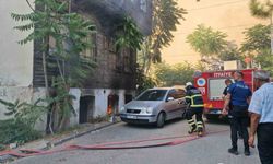 Tarihi metruk binada yangın!
