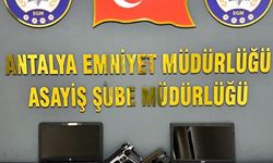 Terfi etme vaadiyle 3,4 milyonluk dolandırıcılıkta 2 tutuklama
