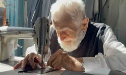 75 yıllık terzi gözlüksüz dikiş yapıyor