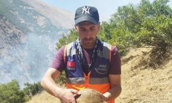 AFAD gönüllüsü yangın bölgesindeki kaplumbağayı kurtardı