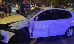 Edirne’de otomobil ile kamyonet çarpıştı: 3 yaralı