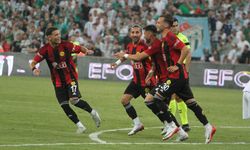 Bursaspor-Eskişehirspor maçını değerlendirdi... "2. Lig takımına karşı başa baş bir mücadele verdik"