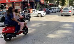 Eskişehir'de şaşırtan görüntü: Kasksız 3 kadın aynı motosiklette