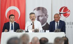 Vali Aksoy muhtarlarla buluştu
