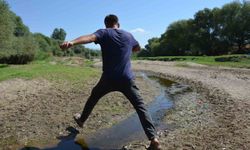 Gediz Nehri’nde alarm