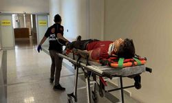 Motosiklet ile otomobil çarpıştı: 2 yaralı