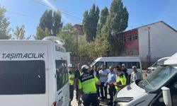 Okul servis araçları ve sürücüler denetlendi