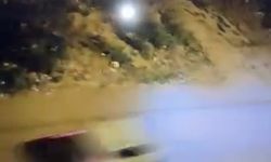 Otomobil bisikletli çocuğa çarptı!
