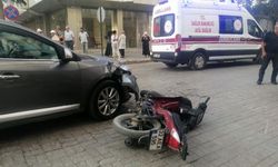 Otomobil ile motosiklet çarpıştı: 1 yaralı
