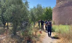 Tarihi surların dibinde erkek cesedi bulundu