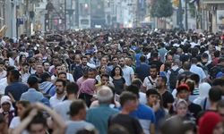 Türkiye'nin gerçekleri ankete yansıdı: Her iki kişiden biri "Sabah ekonomiyi düşünerek uyanıyorum" diyor