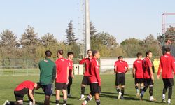 Eskişehirspor'da kritik hazırlıklar tamamlanıyor: Gözler İzmir deplasmanında!