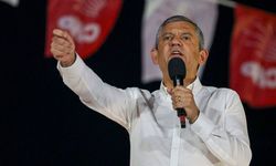 Özgür Özel: " Baş edemedikleri için baş eğdirmeye çalışıyorlar"