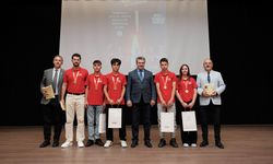 Eskişehir'de öğrencilerin ödül gururu