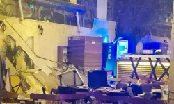 Eğlence merkezinde tavan çöktü: Yaralılar var