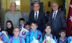 6 ilkokula kırtasiye desteği sağlandı
