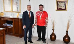 Eskieşhirli sporcu Dünya bilek güreşi şampiyonu oldu