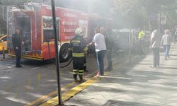 Eskişehir’de o caddede trafik felç oldu: Dubalar zorluk oluşturdu